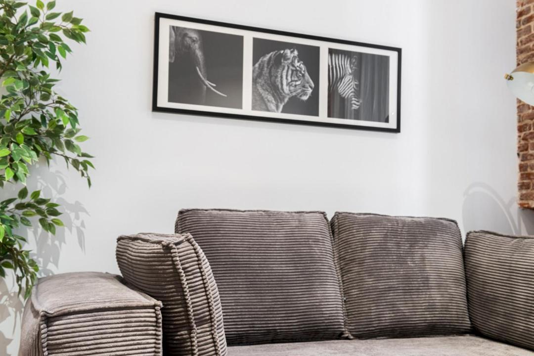 2 Bedrooms 1 Bathroom Furnished - Centro - Equipped & Stylish - Minty Stay Madrid Exterior foto